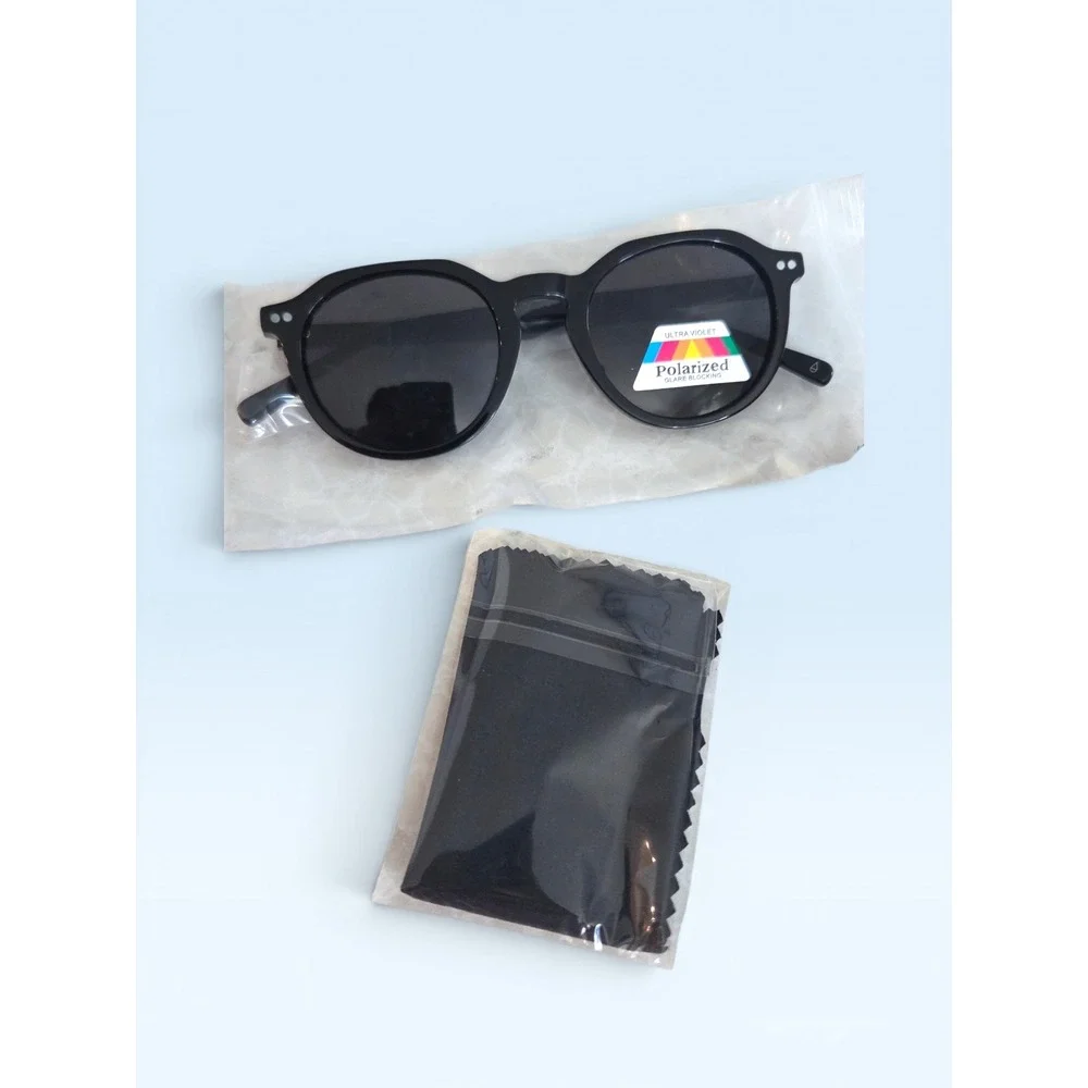 Black Round Polarized Sunglasses with Case‎ and Cleaning Cloth UV Protection